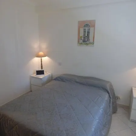 Apartment Ferrie *
